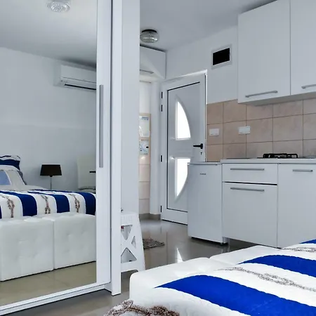 Anemare ~ Near By Split And Trogir Appartement Kaštela