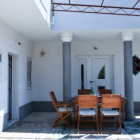 Anemare ~ Near By Split And Trogir Kastela